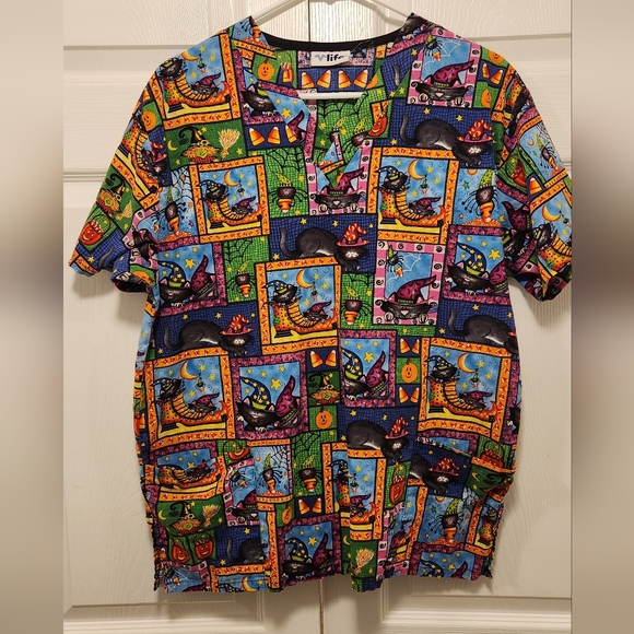 SCRUB TOPS HOLIDAY - Picture 6 of 7